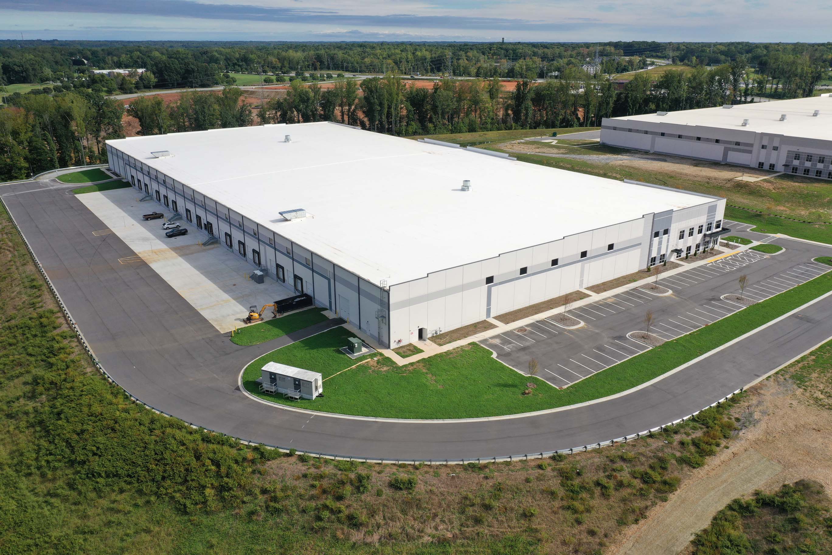 Loading docks and parking at 73 Business Center