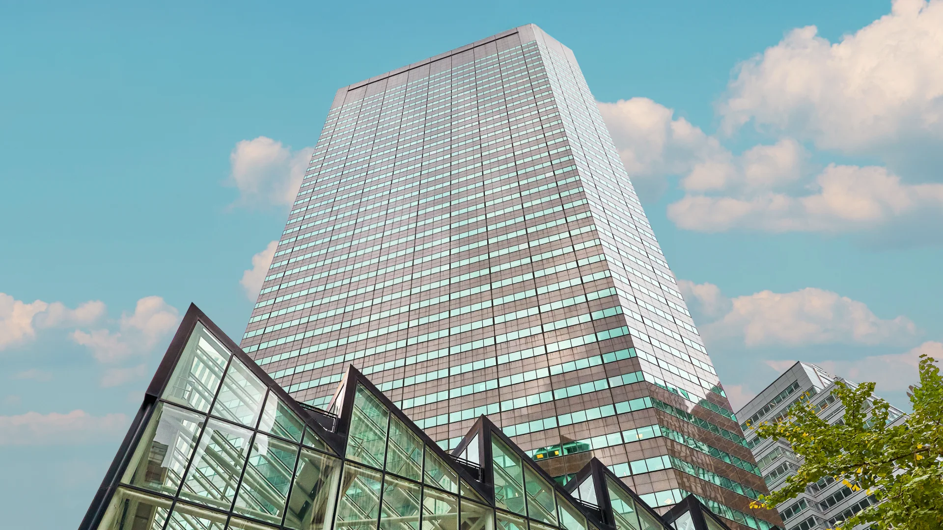 590 Madison Avenue