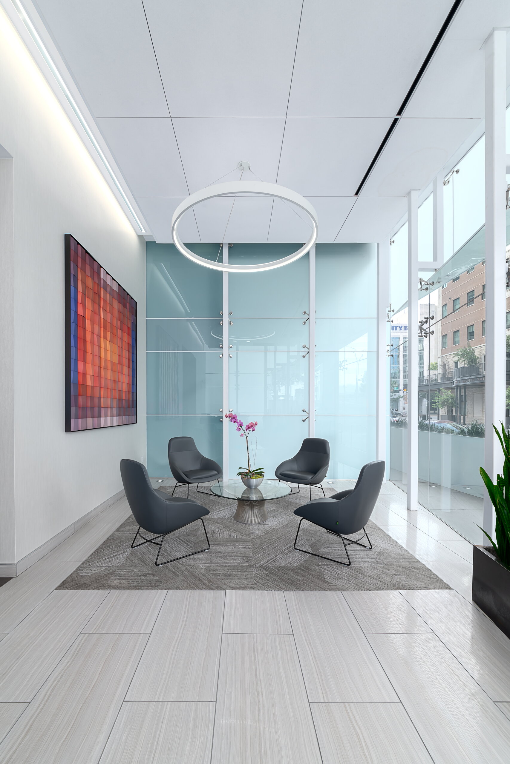 Tenant lounge interior at 823 Congress Ave