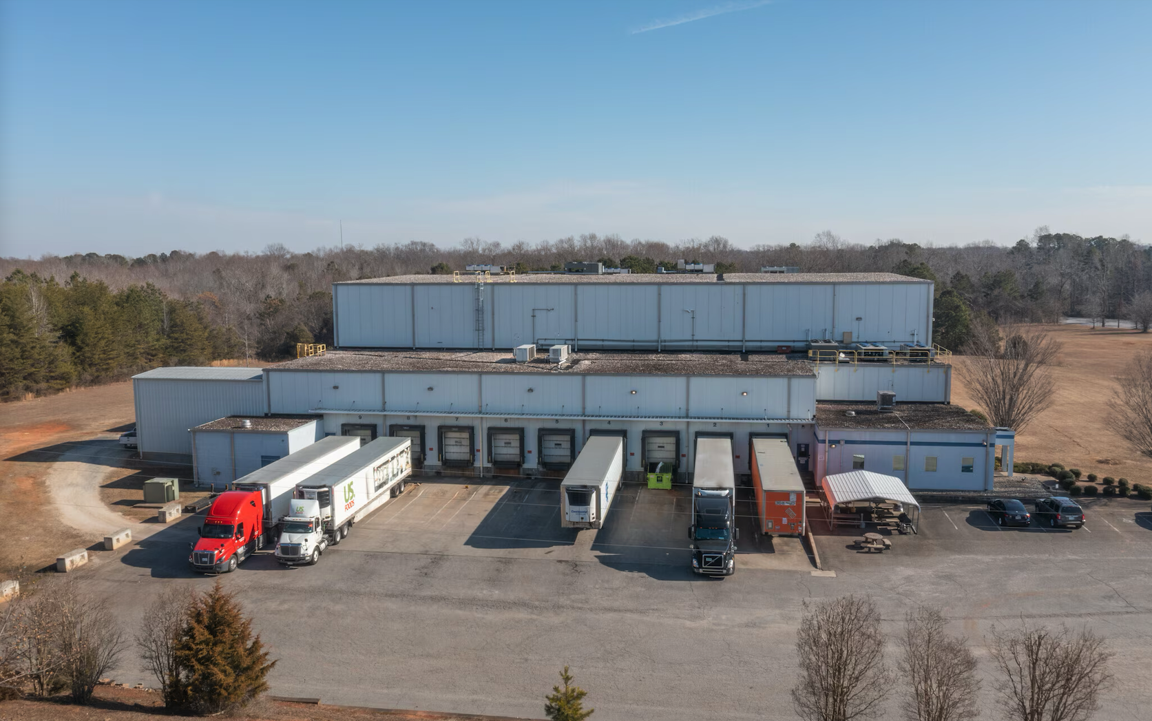 Aerial view of loading docks and truck parking at 2130 Old Georgia Hwy