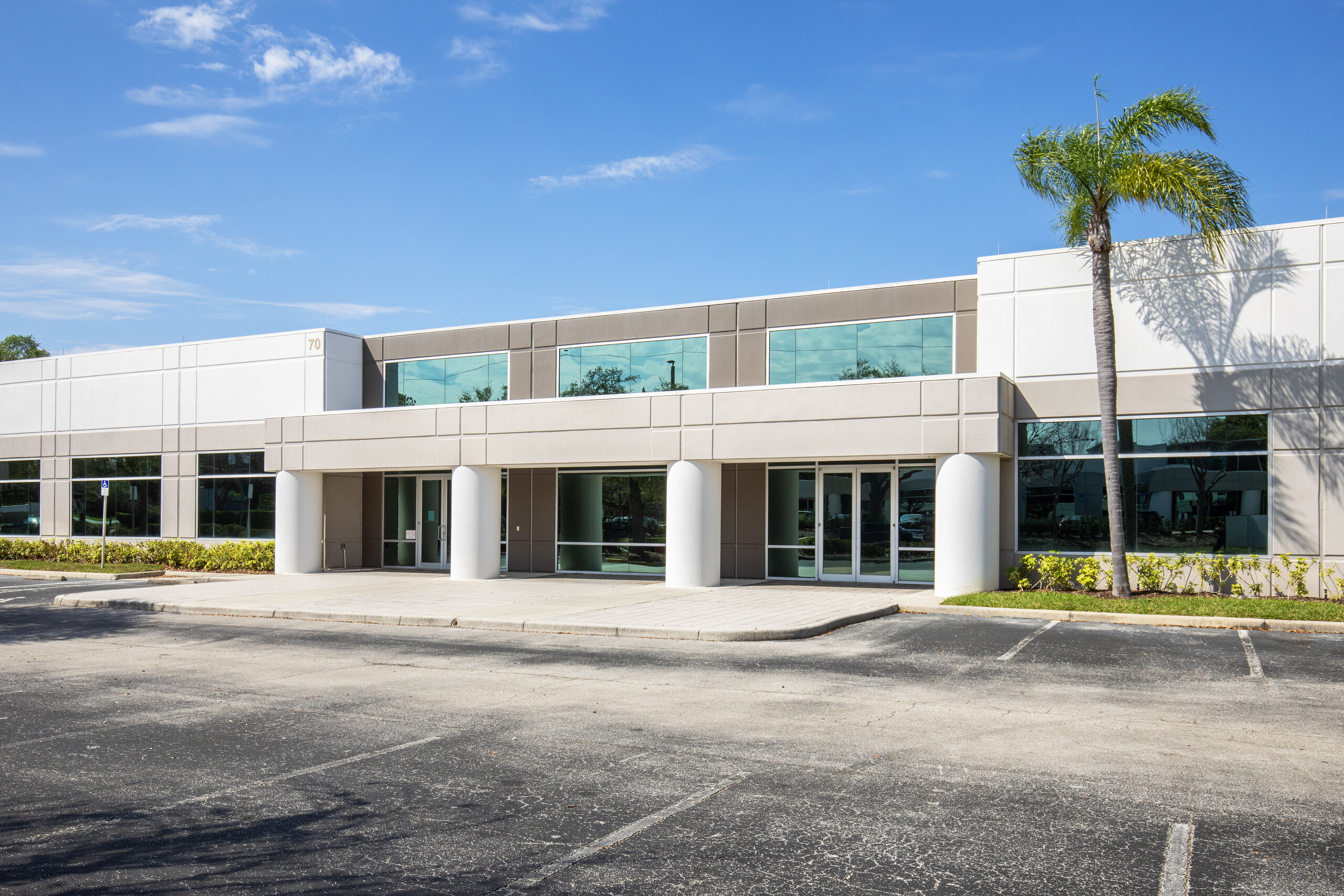 70 Keller Road exterior