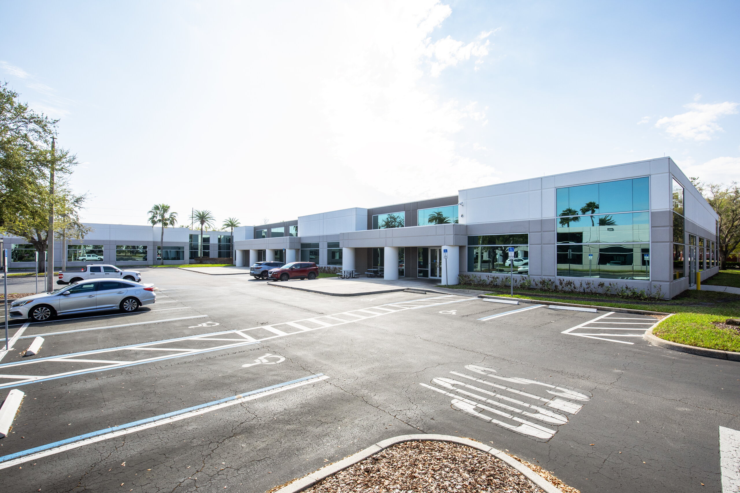 Commercial building parking and landscaping