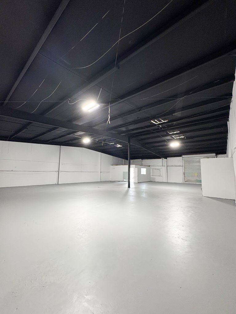 Industrial interior space 1120-HI