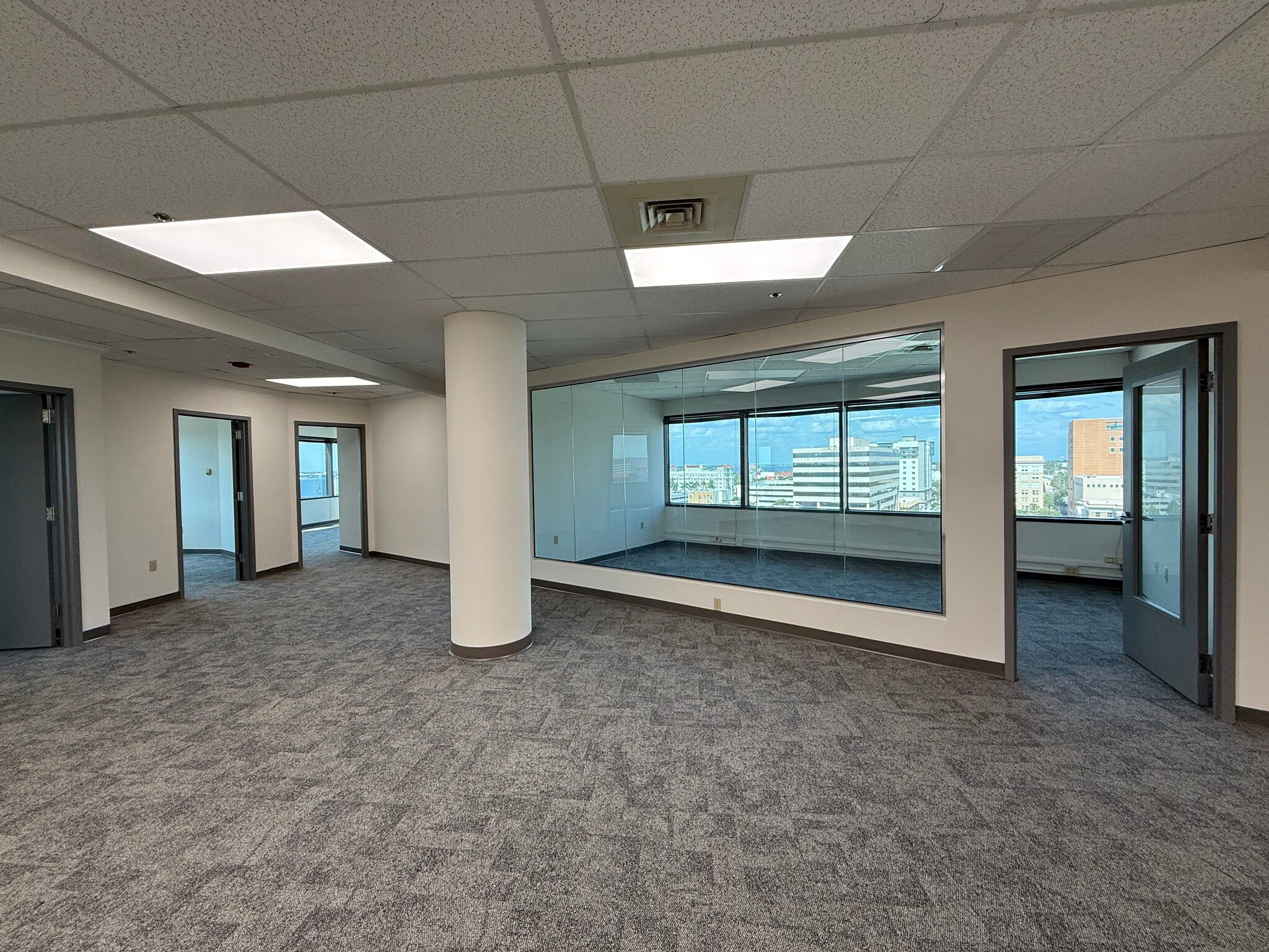 Suite 950