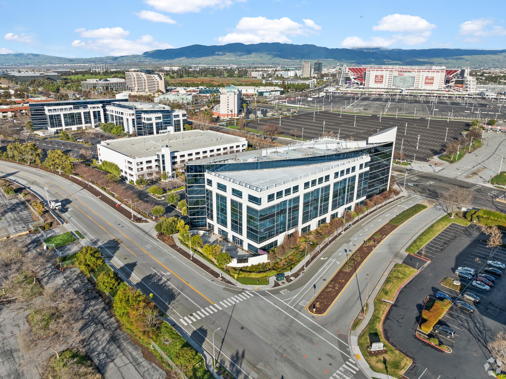 Aerial view of Stadium Yards across from Levi's Stadium