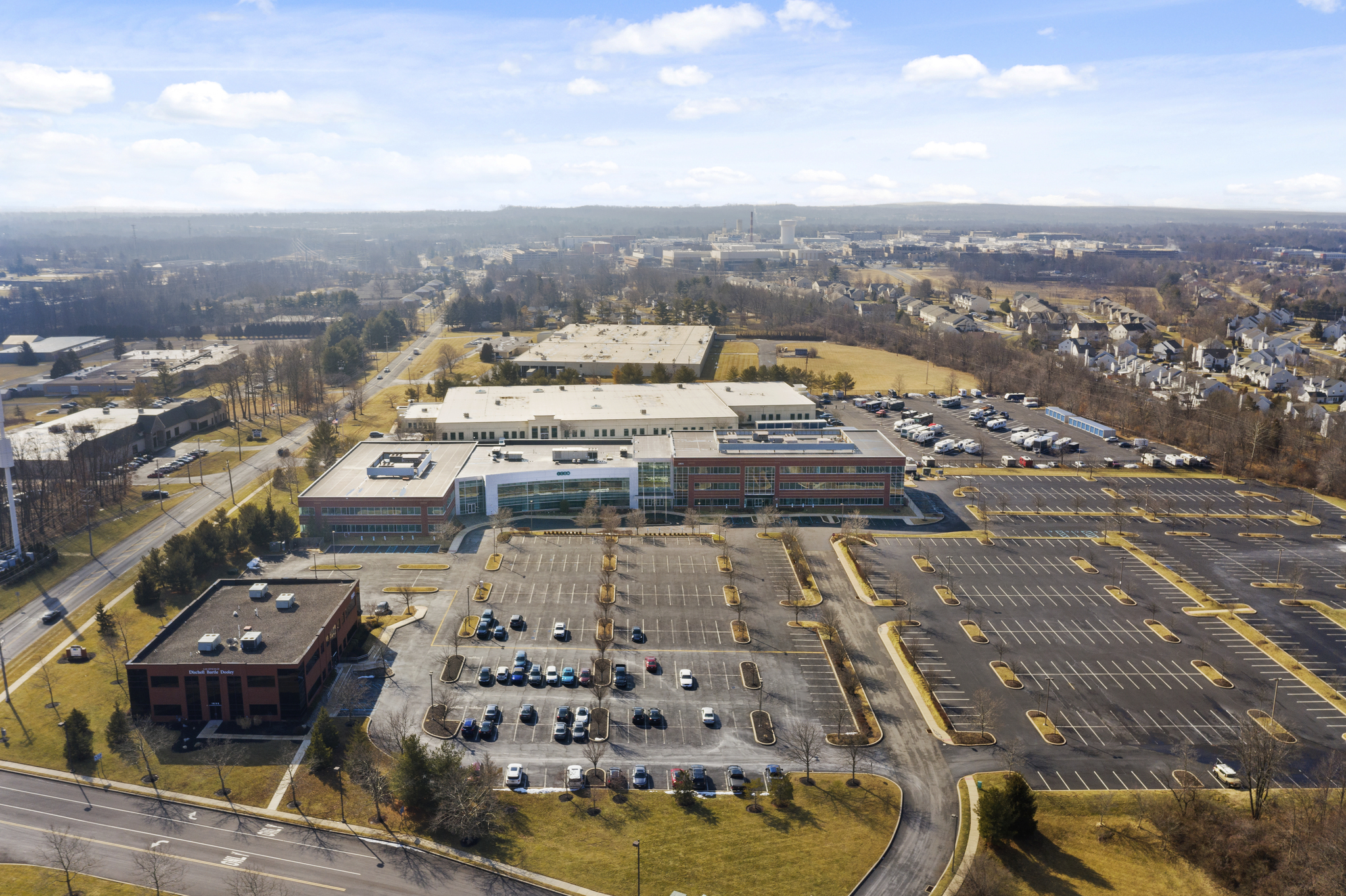 Exterior of 2100 Pennbrook Parkway