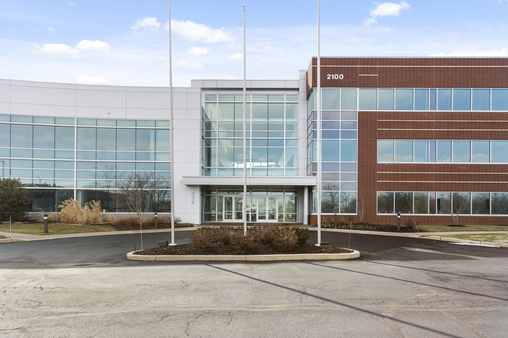 Exterior entrance at 2100 Pennbrook Parkway