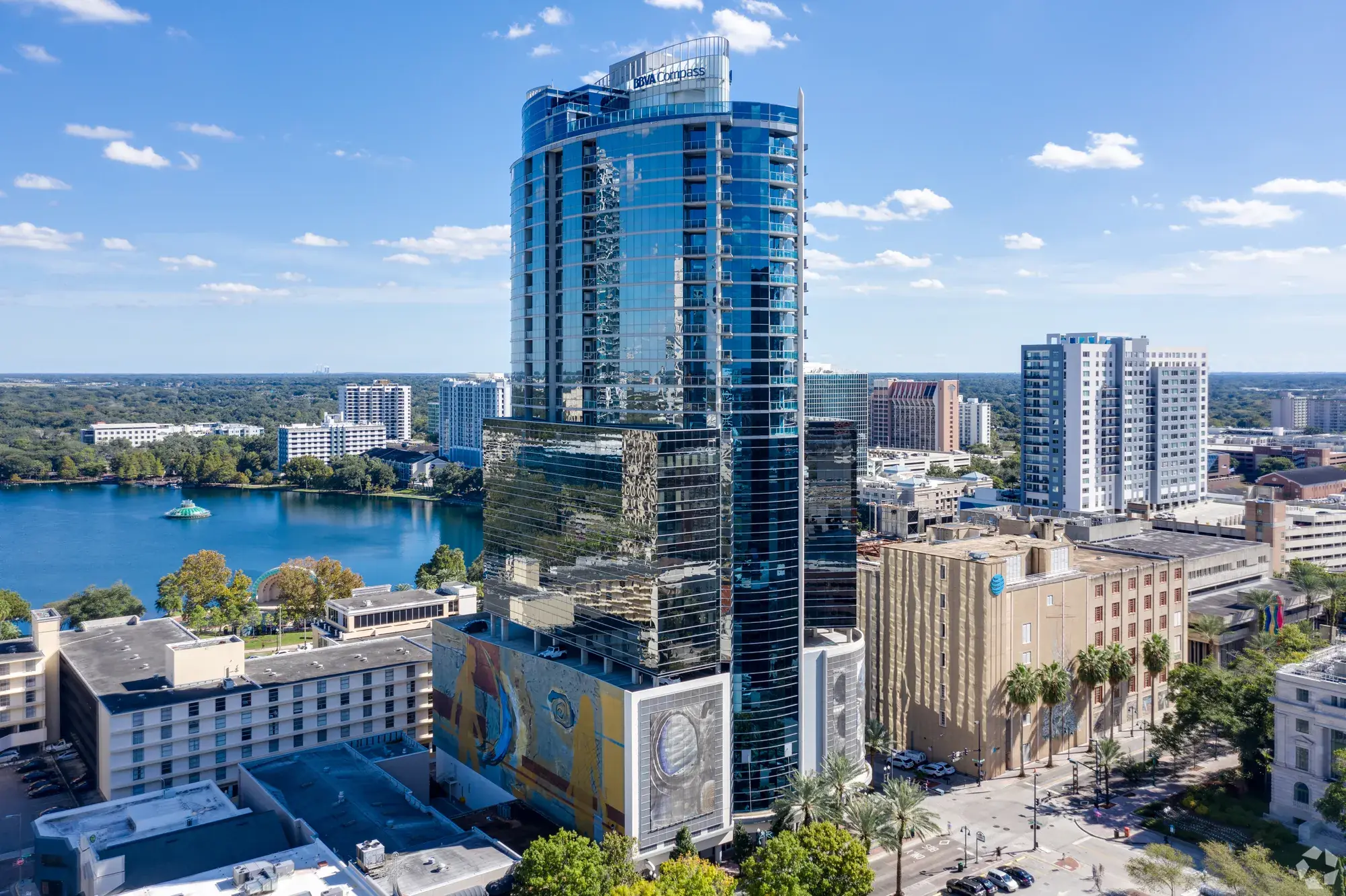 Lake Eola and the Orlando skyline
