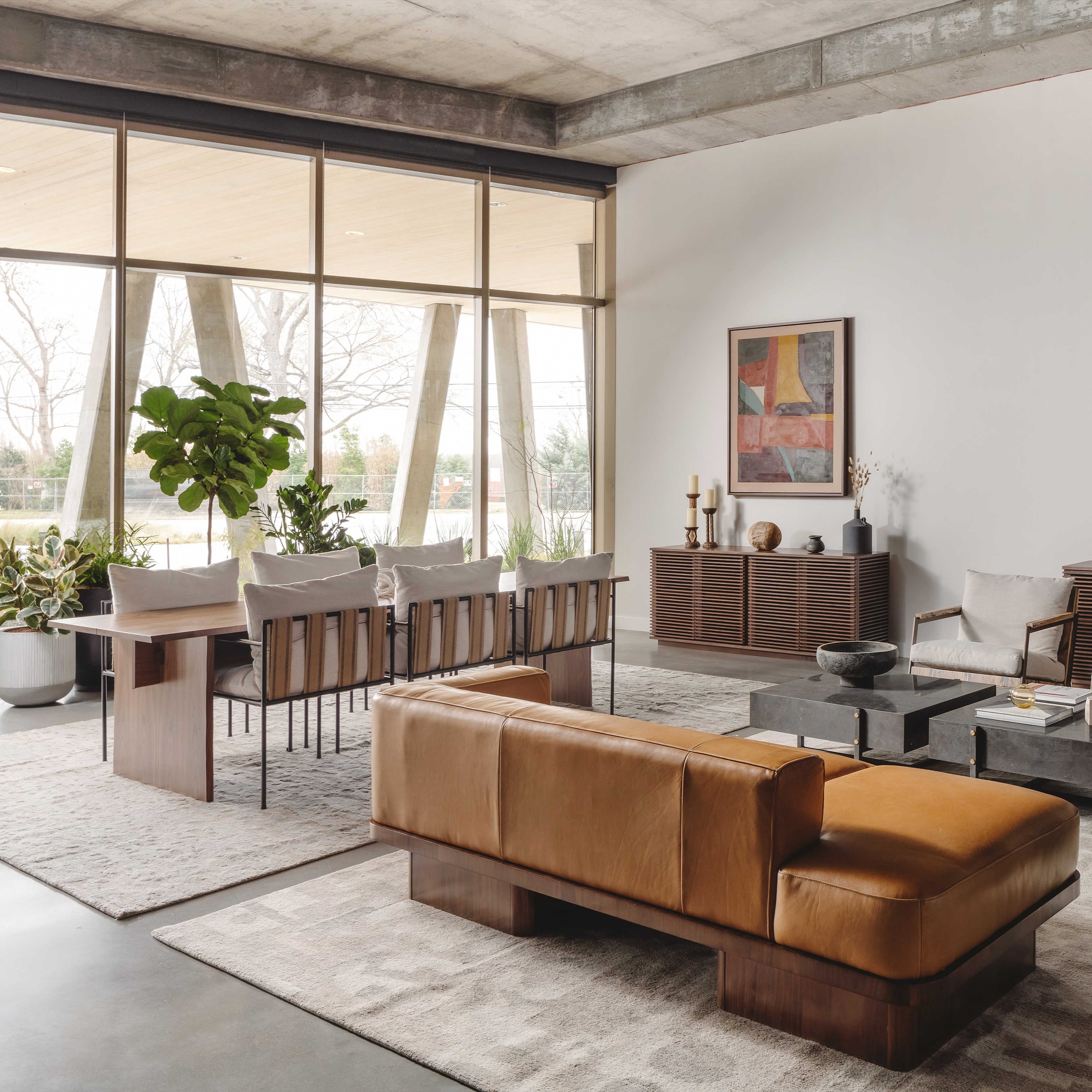 Eastbound Exterior Image 2