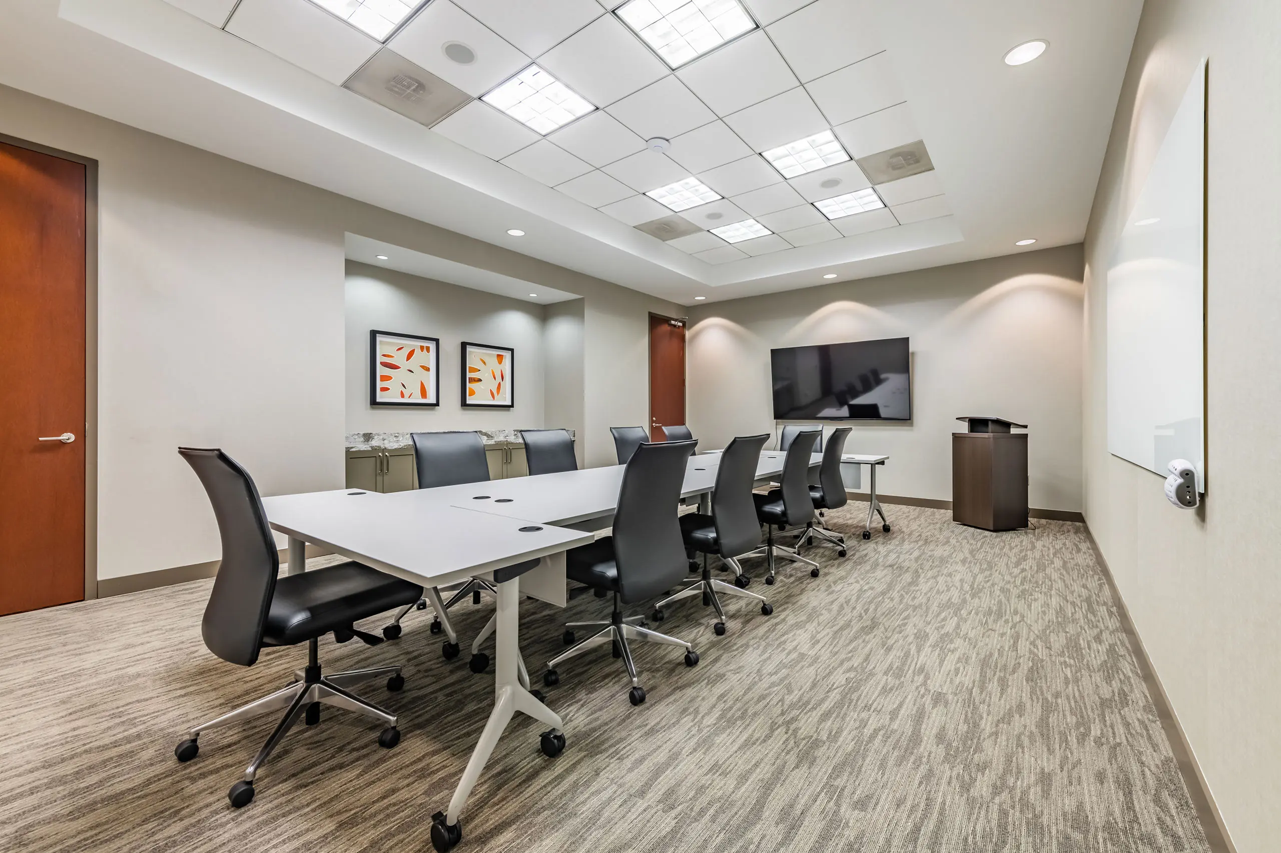 Additional collaborative meeting space at Northwinds