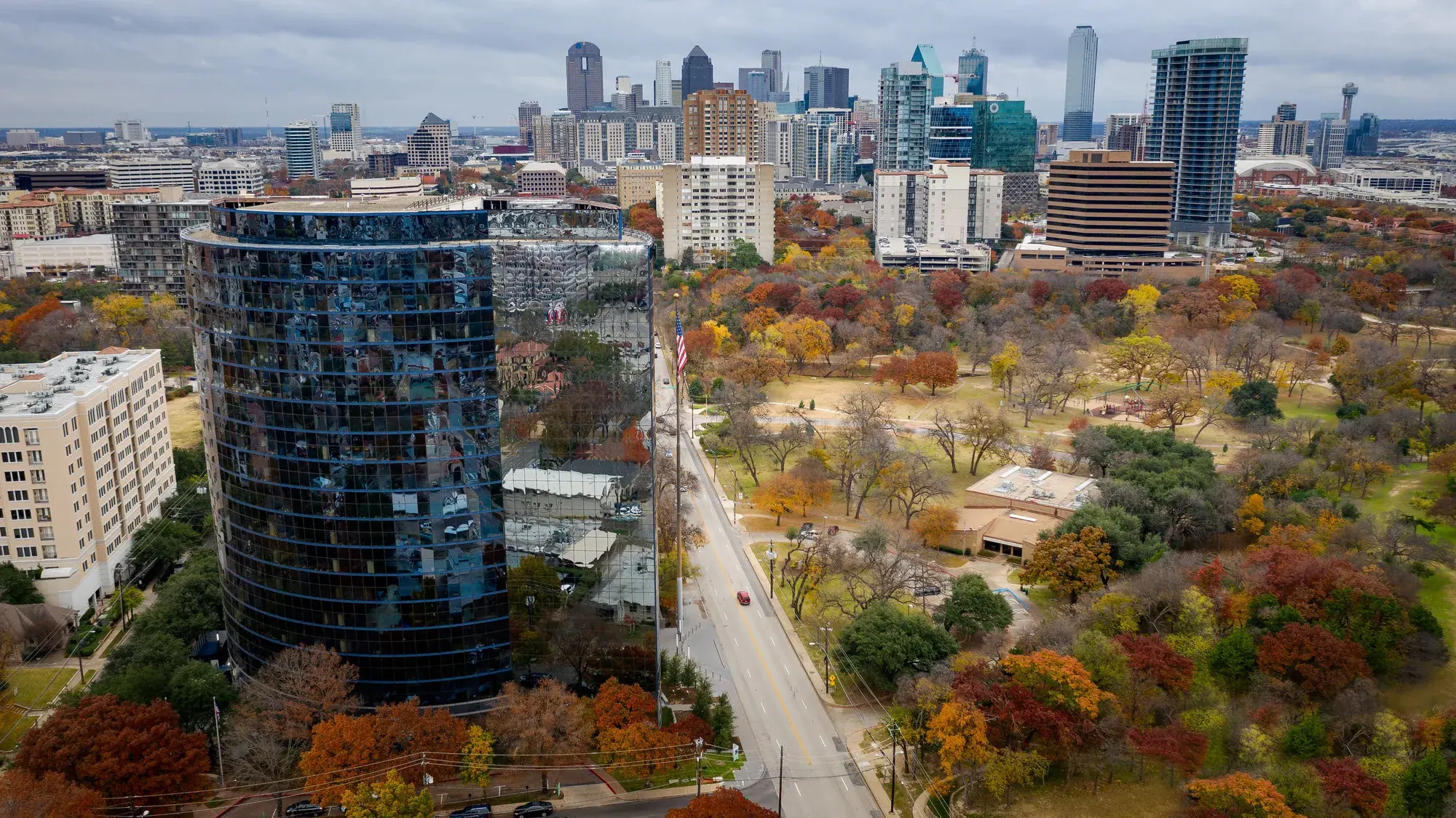 Parkside Tower and the surrounding Dallas skyline