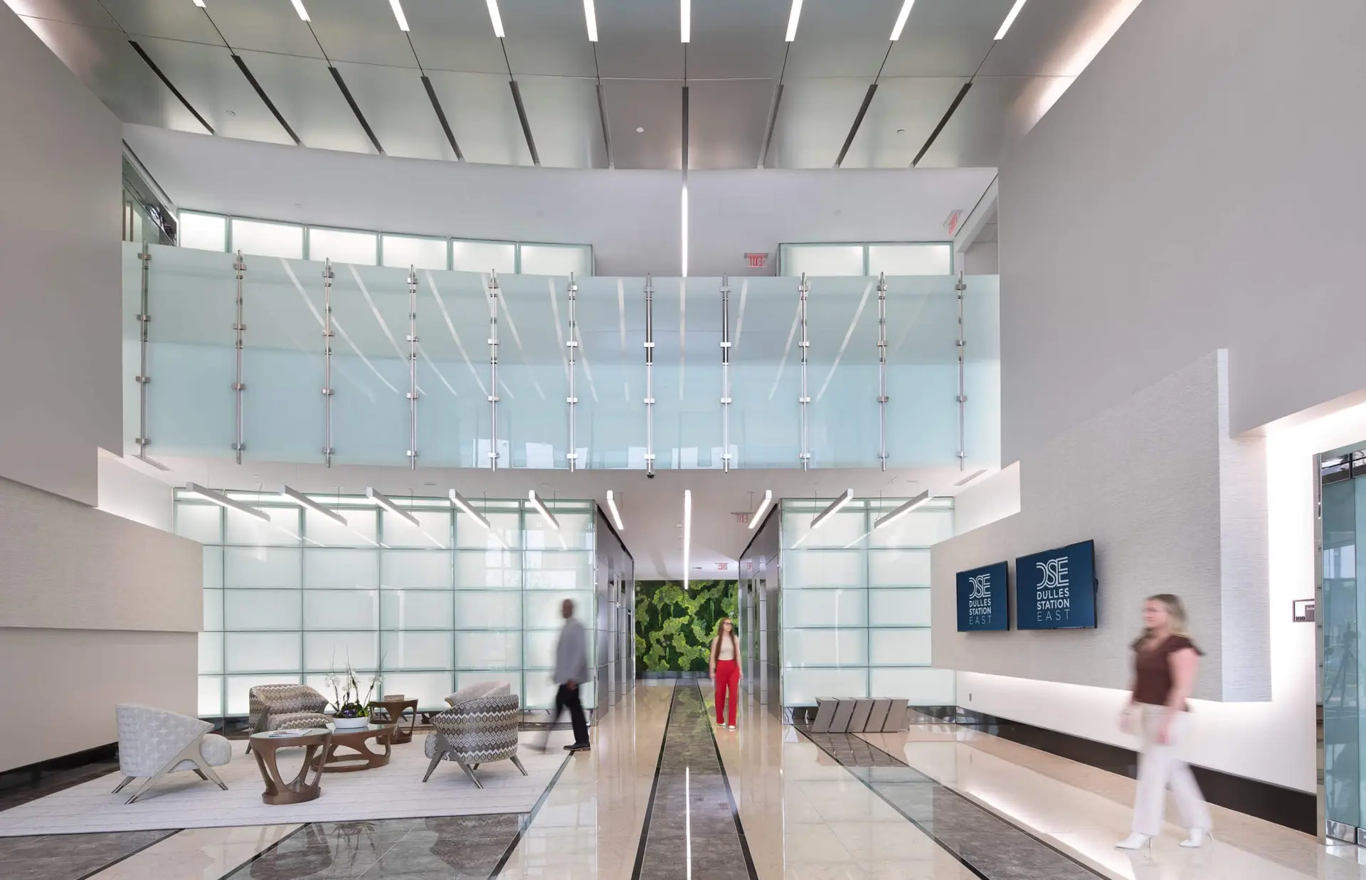 Dulles Station East lobby