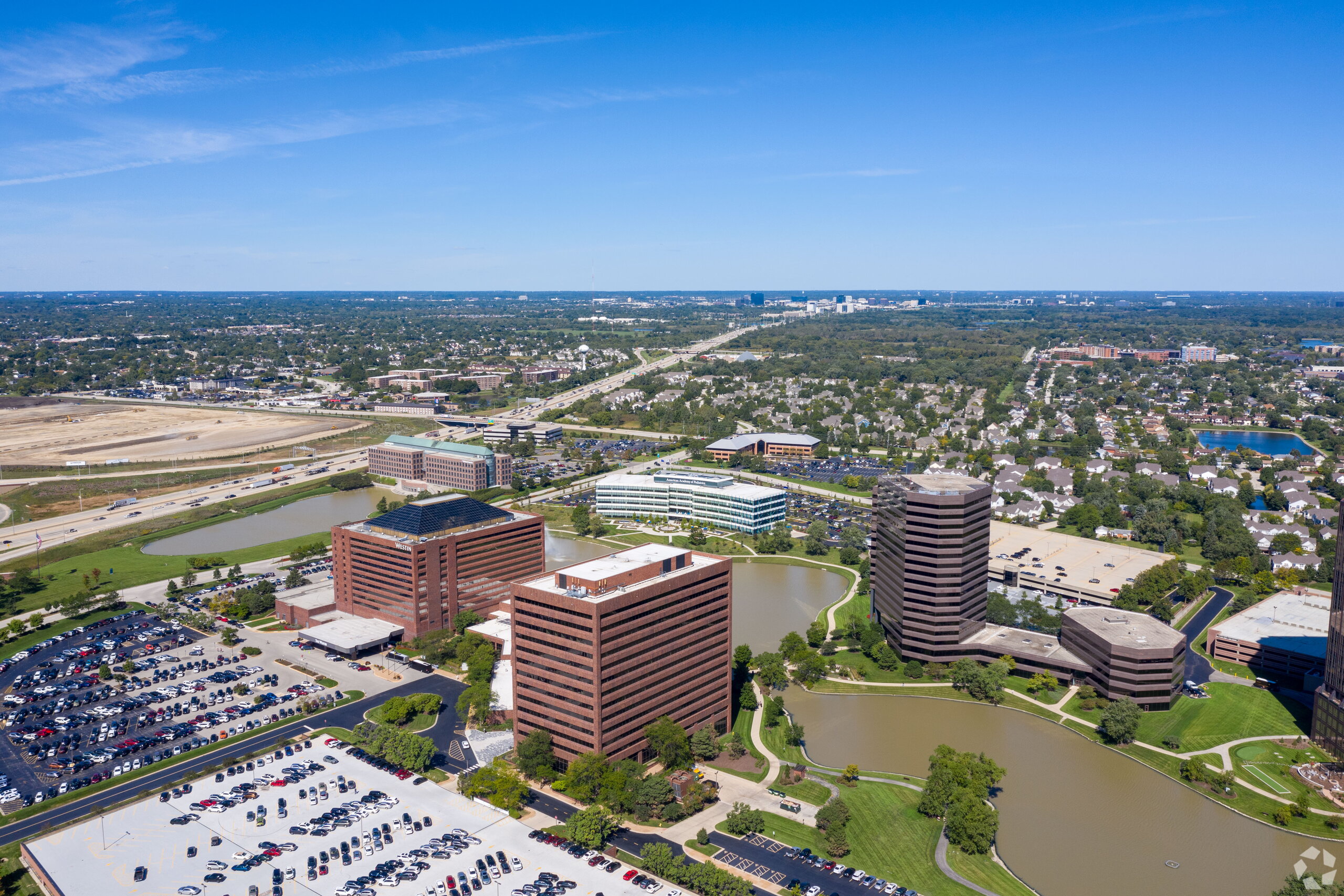 Aerial view of Hamilton Lakes campus
