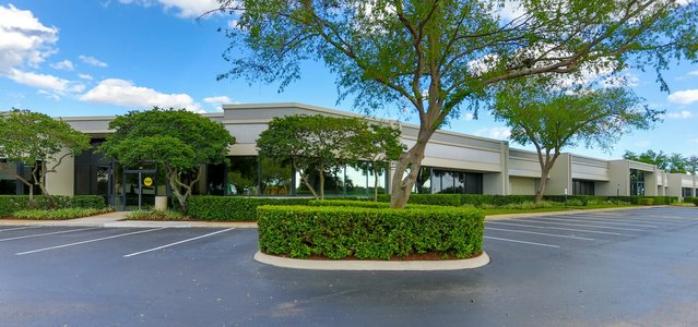 6700 Forum Drive at Westwood Corporate Center